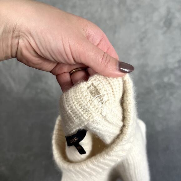 Quince Women's XS 100% Cashmere Sweater White Knit Quiet Luxury - Picture 9 of 9